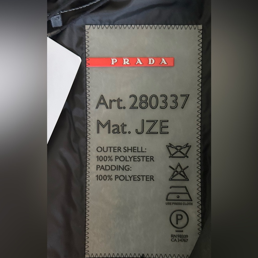 Prada Sport Gortex Jacket with Belt - Picture 6 of 10